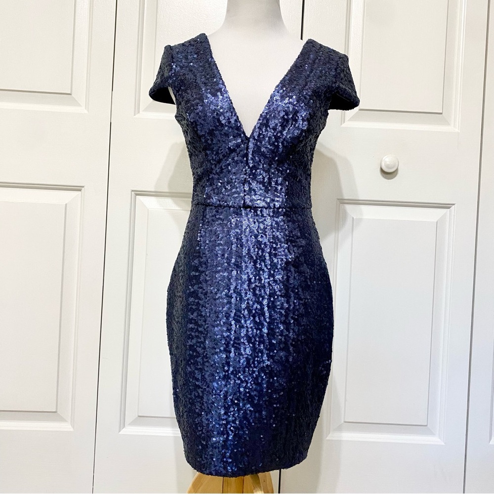 Dress The Population Bree Plunging V Neck Navy Blue Sequin Bodycon Dress